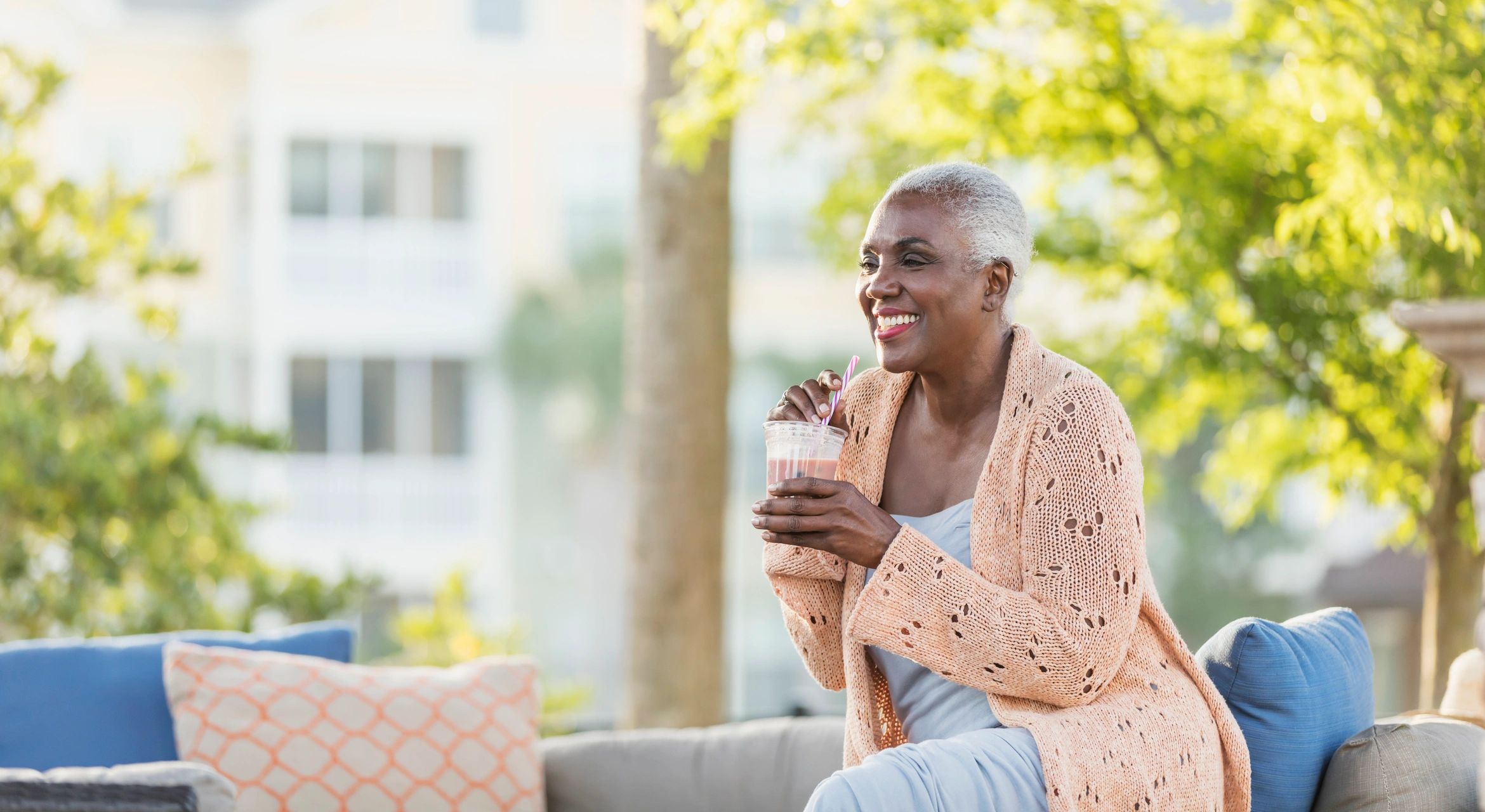 Boisson froide servie en terrasse